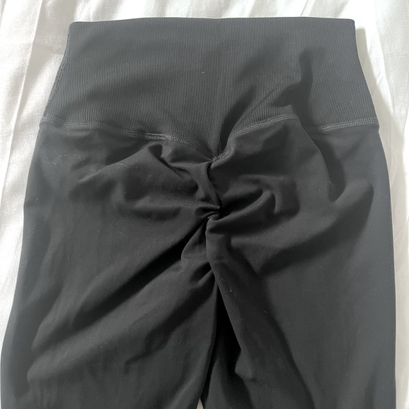 Gymshark x Whitney Simmons Leggings V2 - Picture 3 of 3